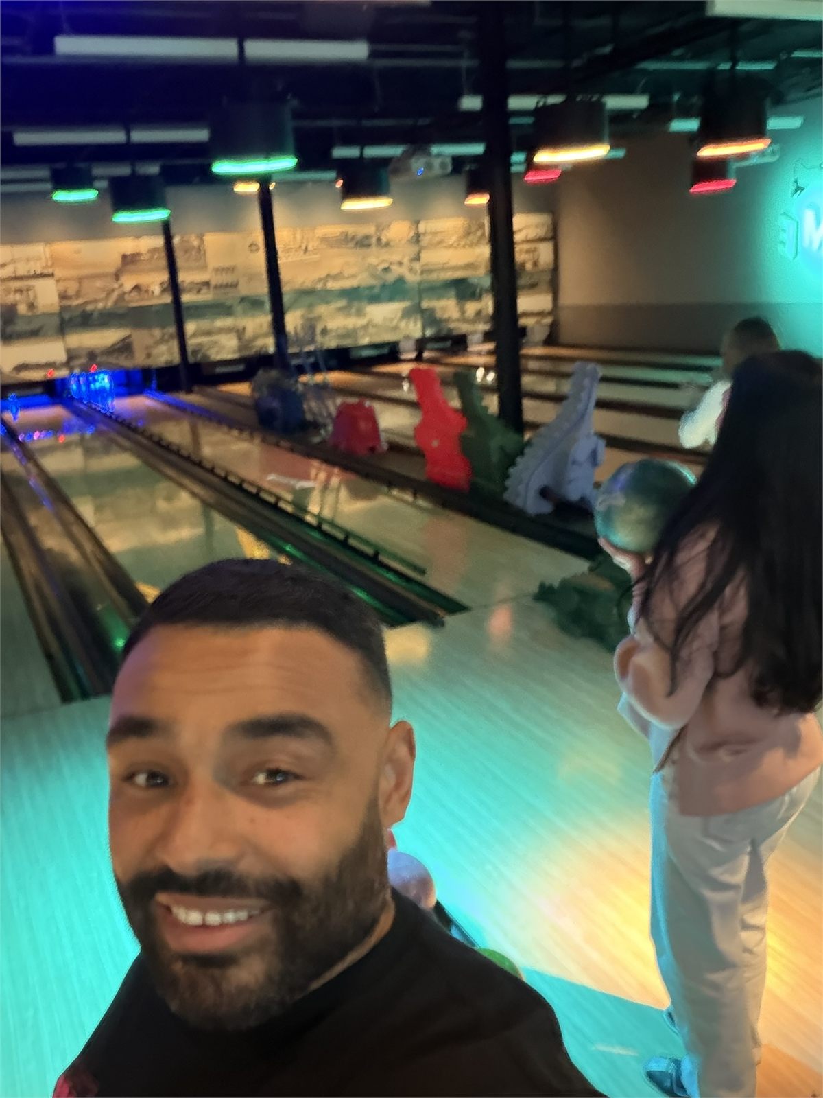 Frank Smith III New Jersey bowling lifestyle profile photo